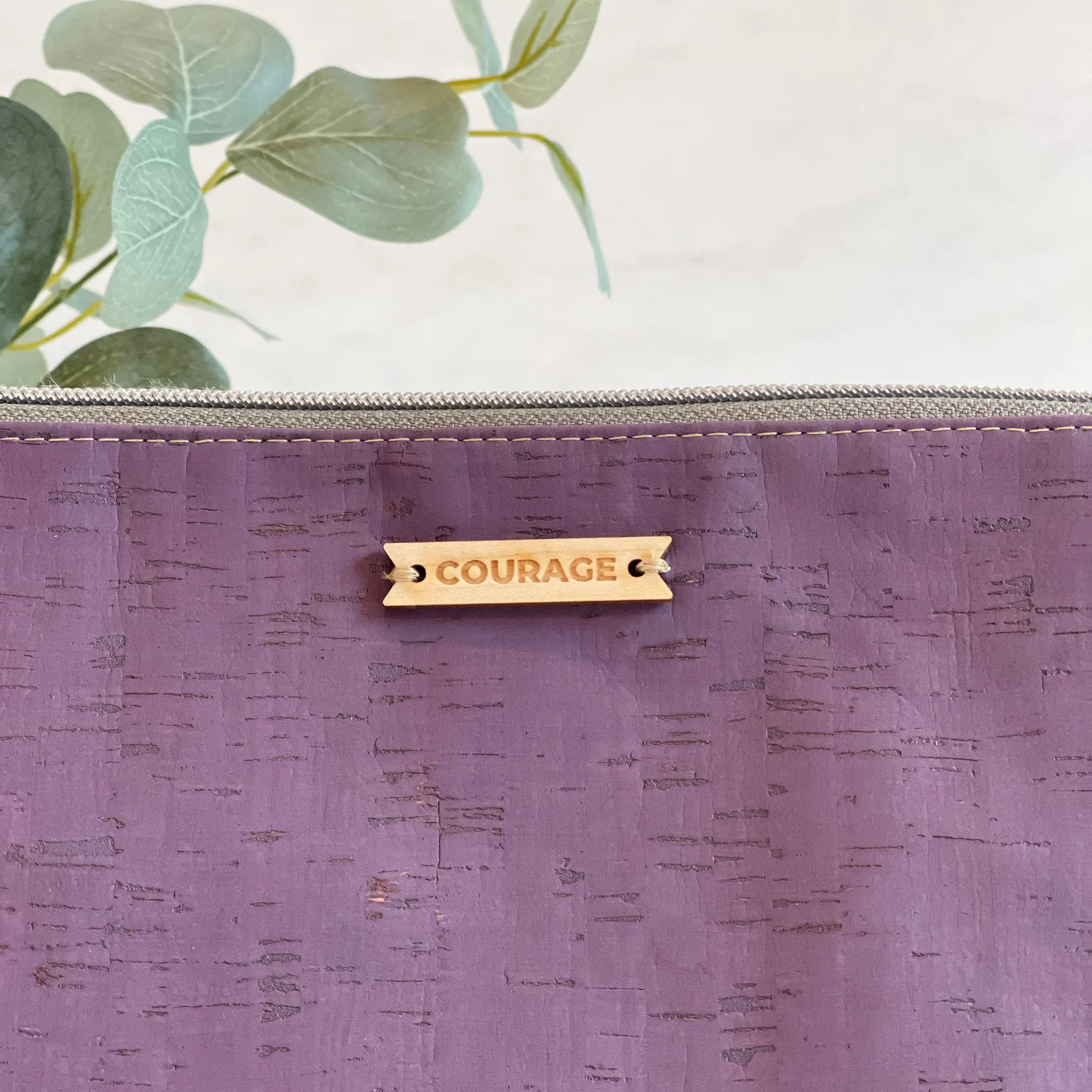 ADVENTURER cosmetics bag | AMETHYST