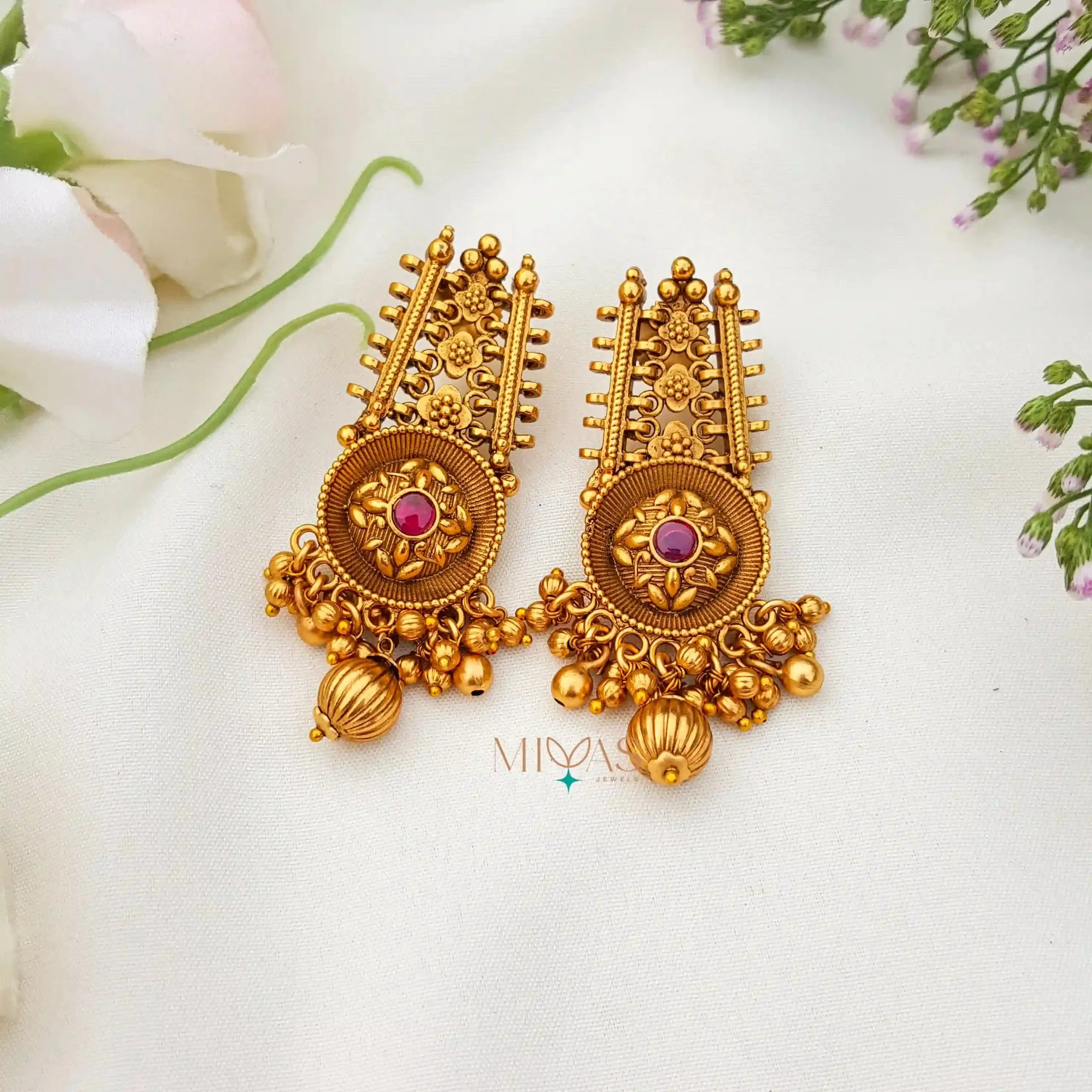 Dazzling Design Kemp Stone Necklace
