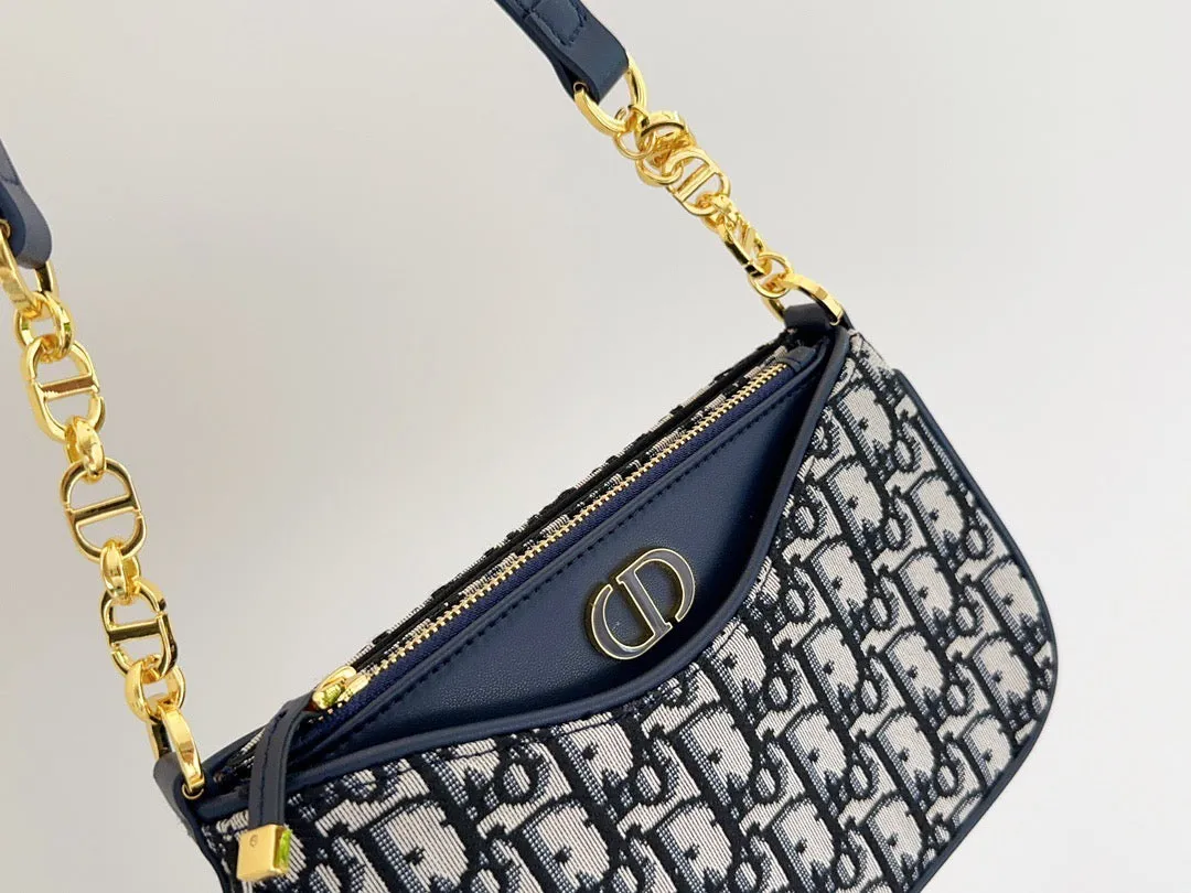 DR297 30 Montaigne Hobo Avenue Mini Bag / 8.5 x 5 x 2 inches