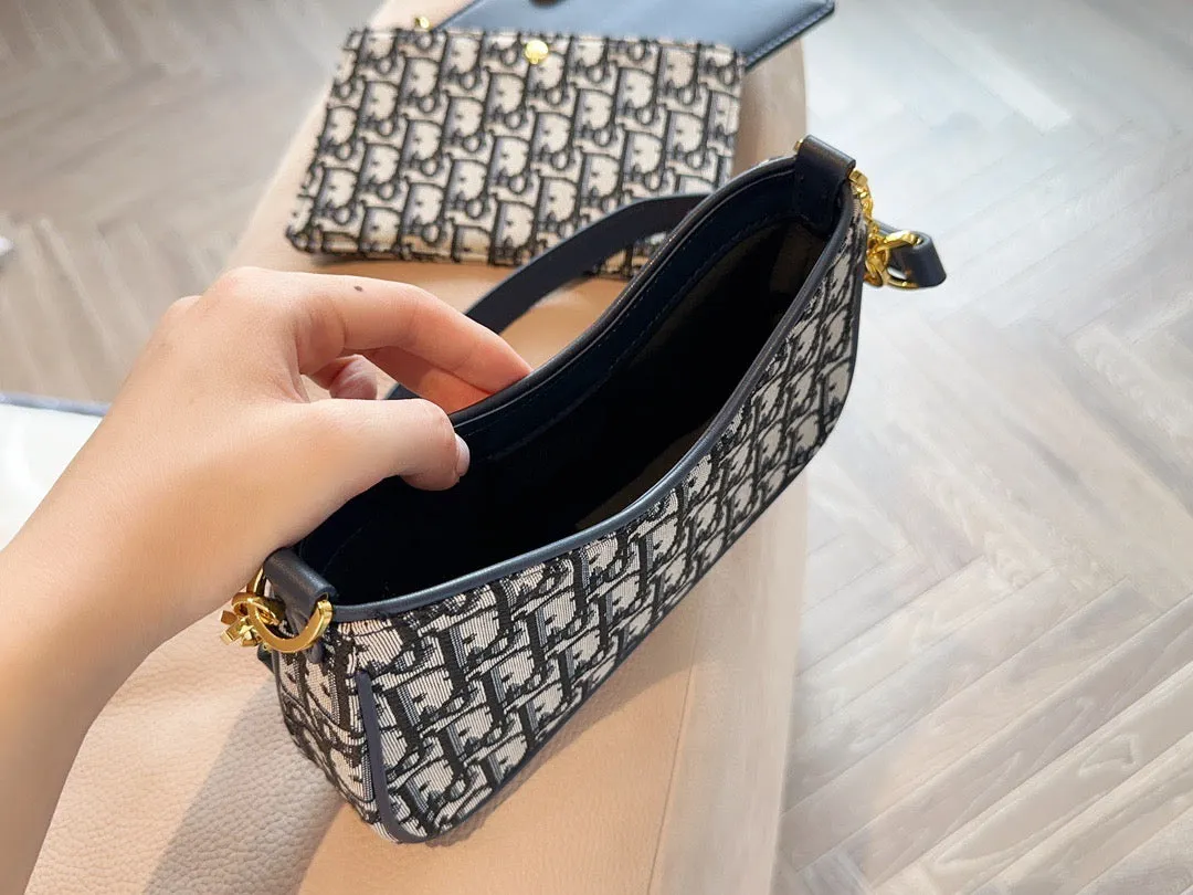 DR297 30 Montaigne Hobo Avenue Mini Bag / 8.5 x 5 x 2 inches