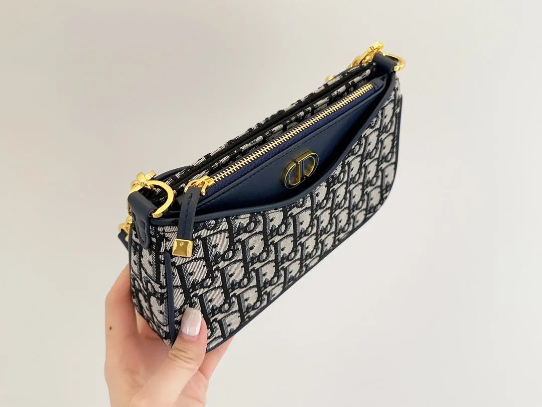 DR297 30 Montaigne Hobo Avenue Mini Bag / 8.5 x 5 x 2 inches