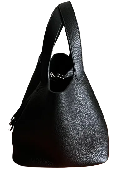 Hermès 22 lock 22 Clemence Bull Calfskin bag