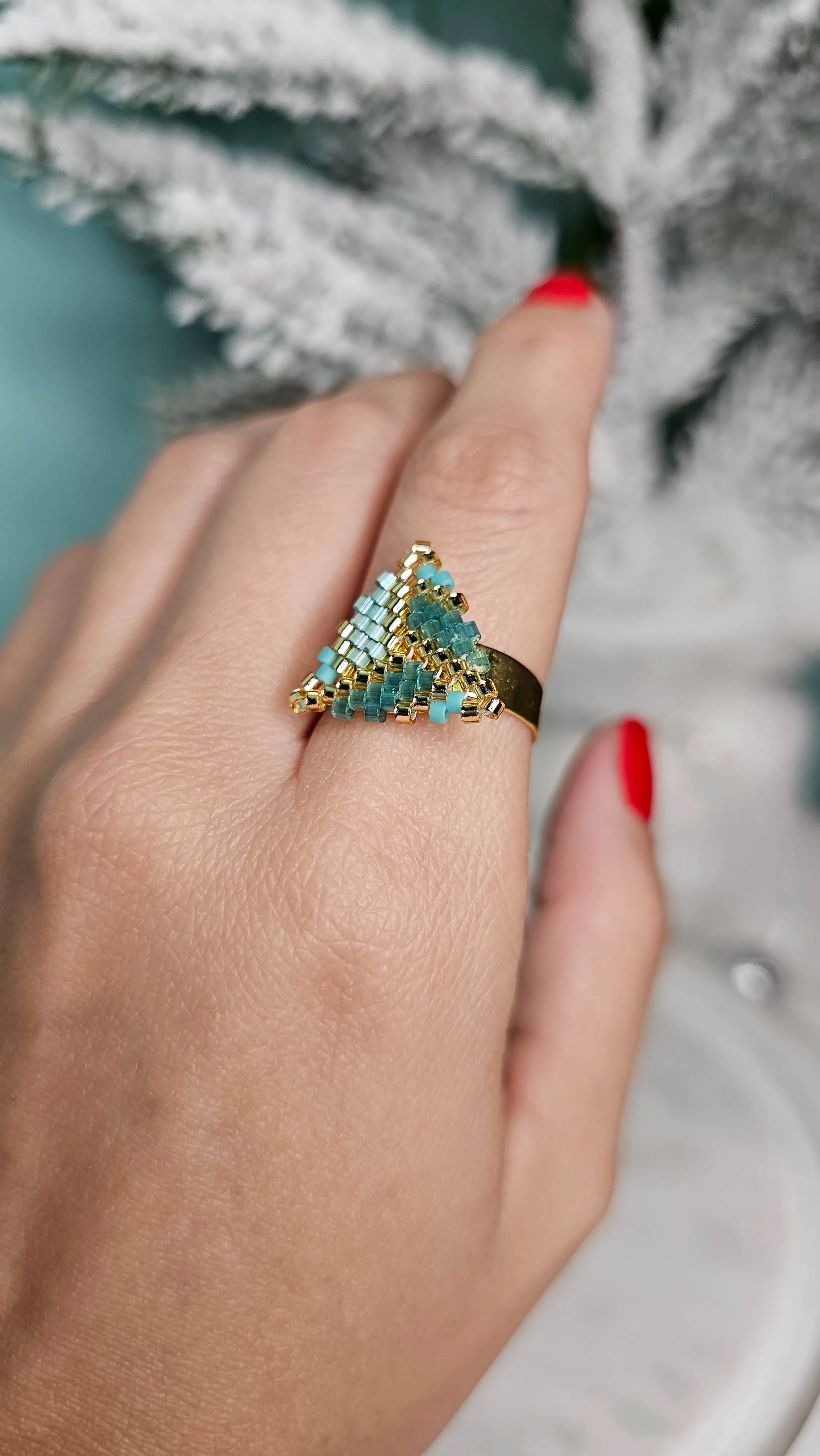 Iridescent Waves Triangle Ring