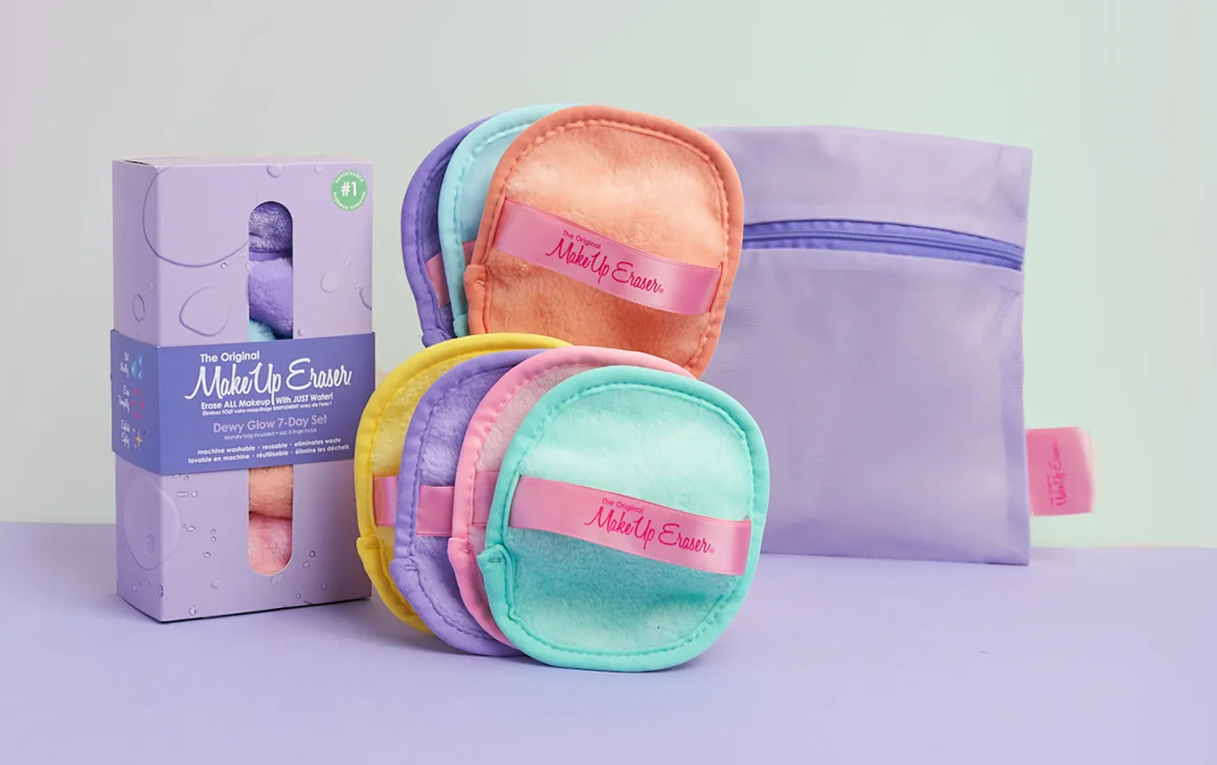 MakeUp Eraser Dewy Glow 7-Day Set