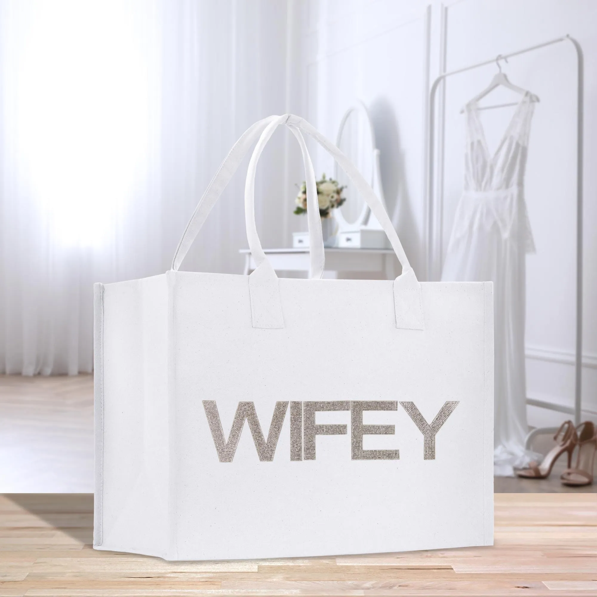 Pearl Letters Wifey Wedding Tote Bridal Shower Gift Honeymoon Gift Customized Wedding Gift Bridesmaid Gift (BTB1031)