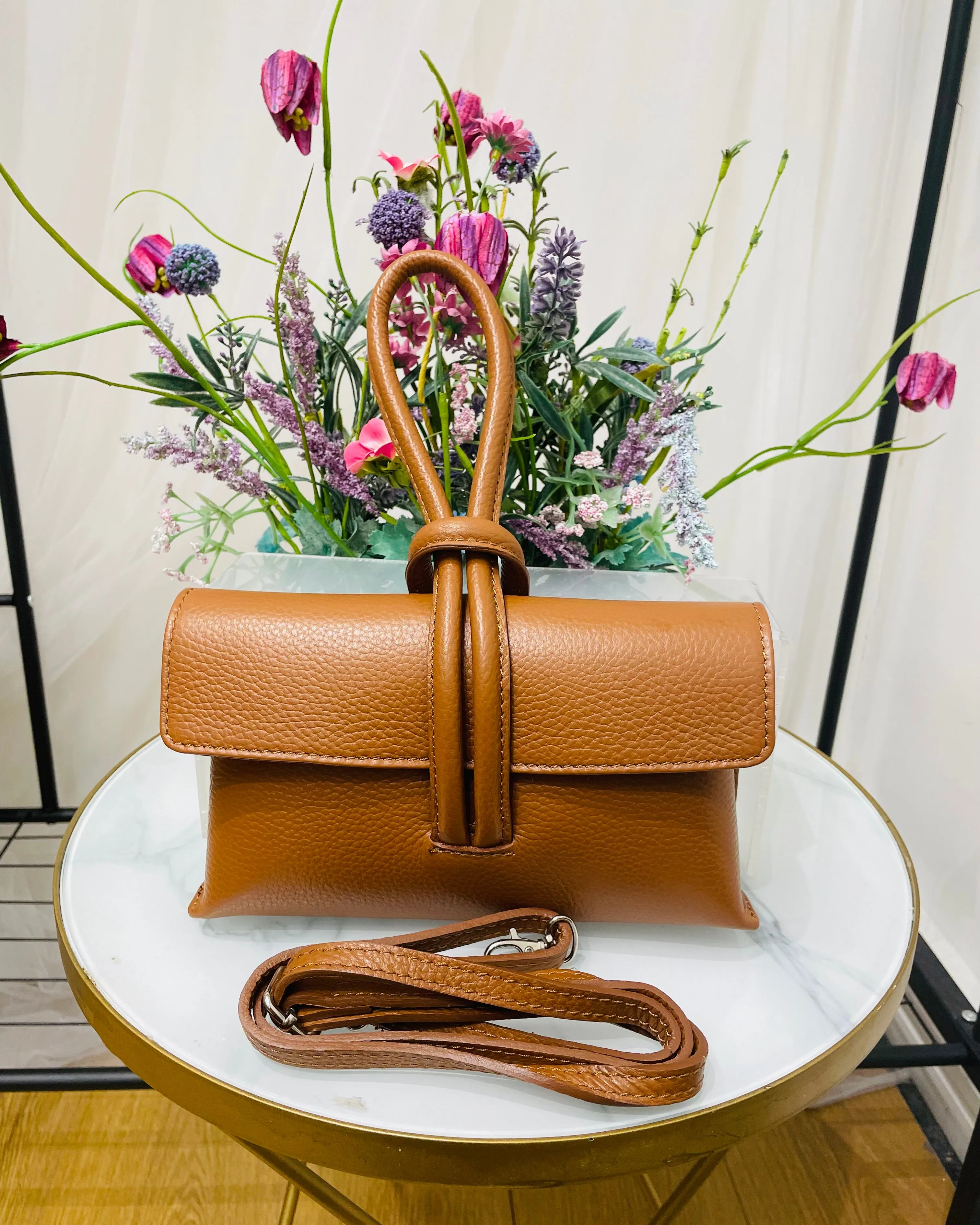 Susan Leather Bag - Tan
