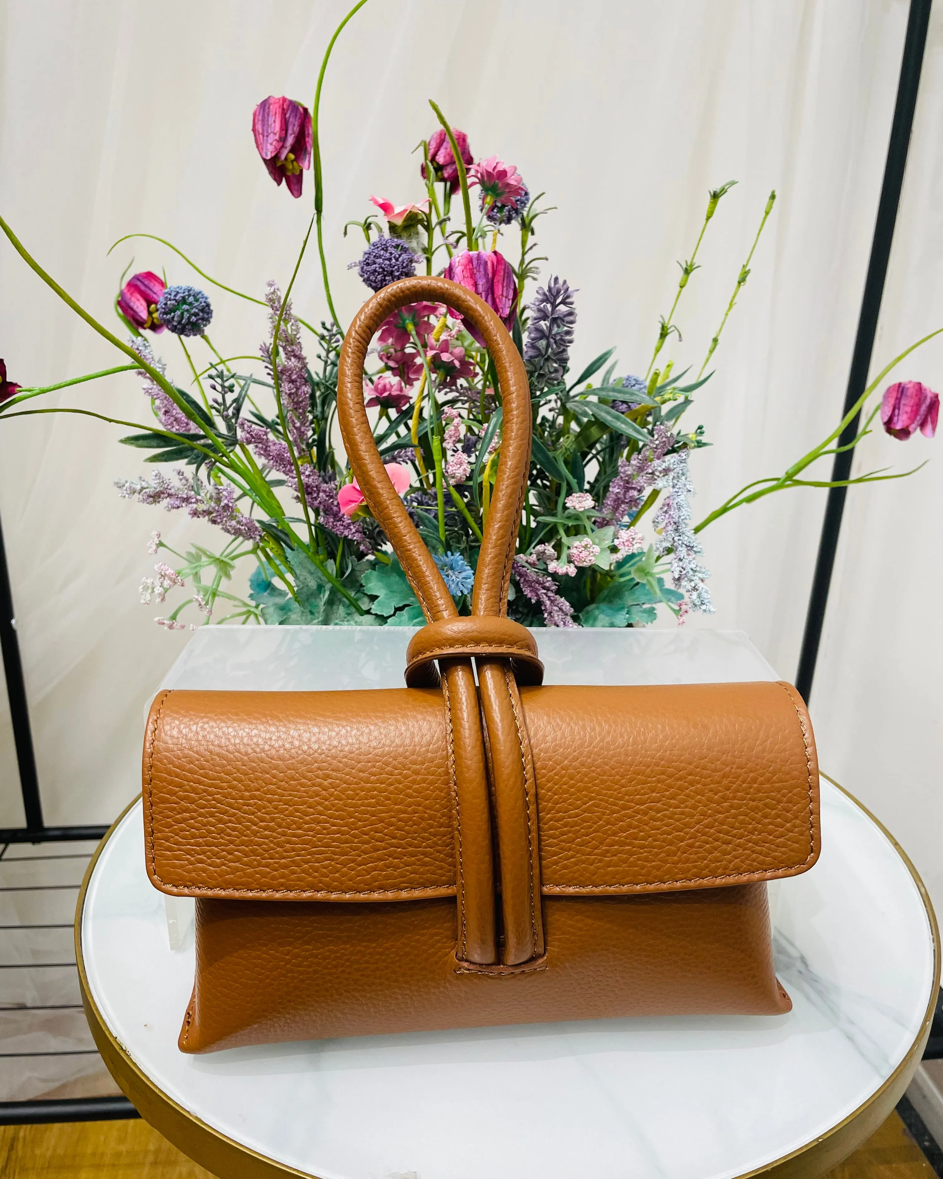 Susan Leather Bag - Tan