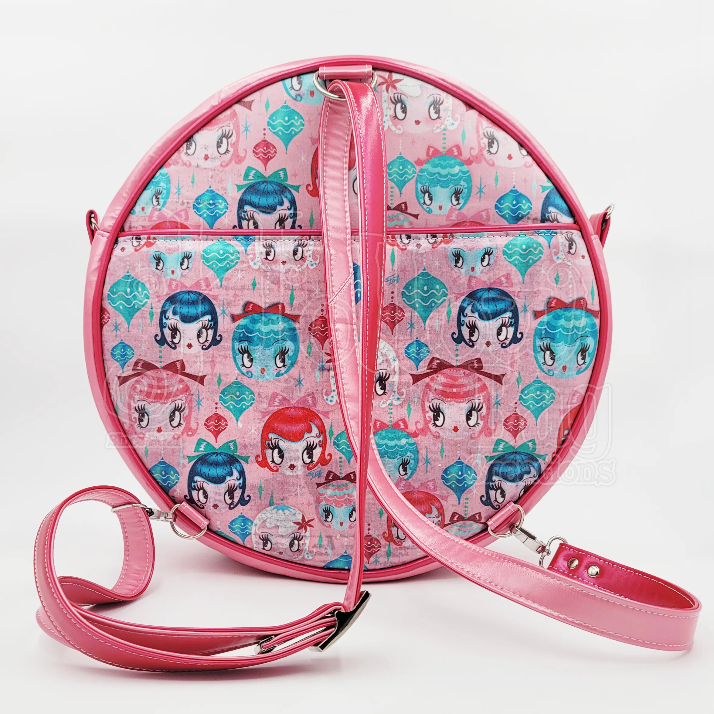 The Flatterer - JP Vintage Xmas - Pink Ornamental
