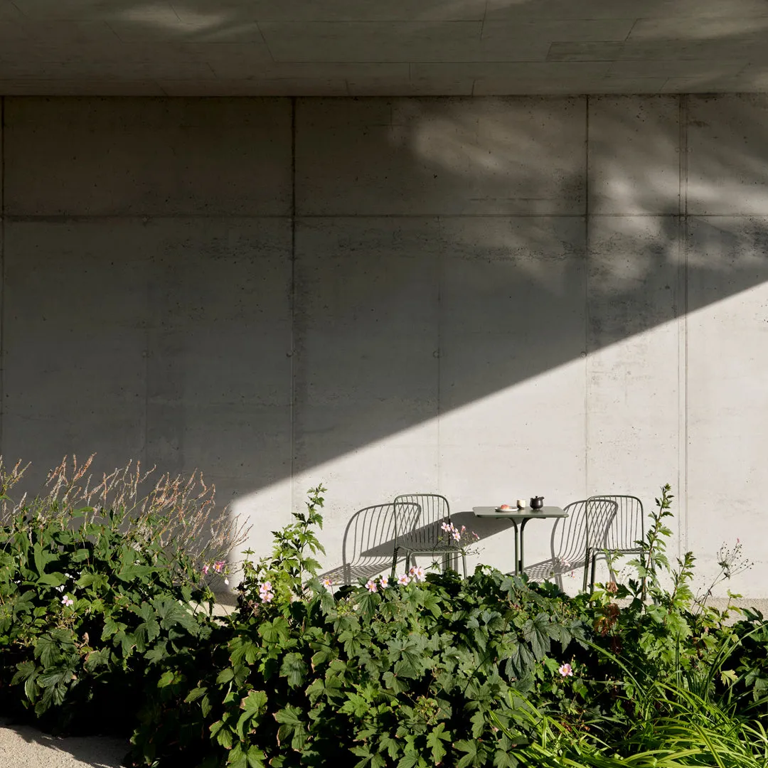 Thorvald SC97 Outdoor Café Table