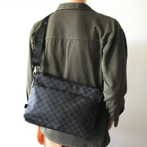 Vvsha  Christmas Gift Black Checkered Crossbody Bag