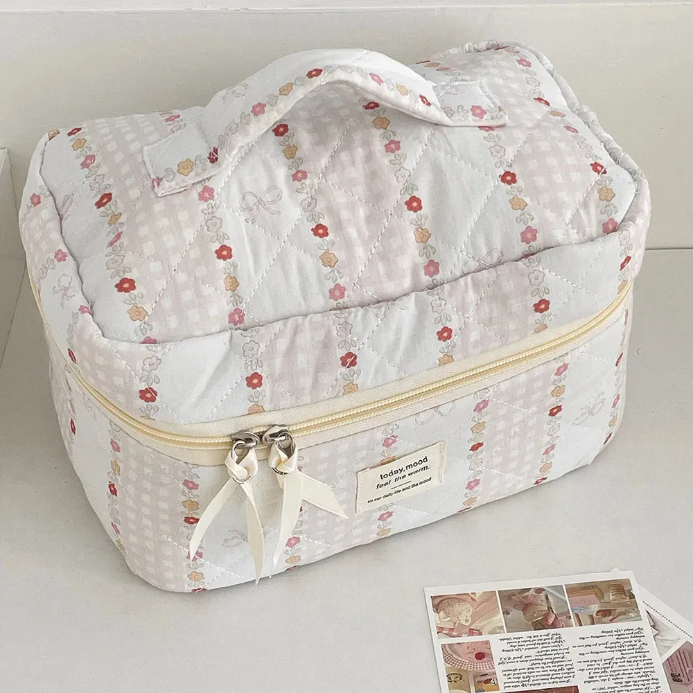 Vvsha Fashion Mini Flower Women Makeup Quilting Bag Portable Cosmetic Toiletry Storage Handbag Travel Organizer Pouch Zipper Bags